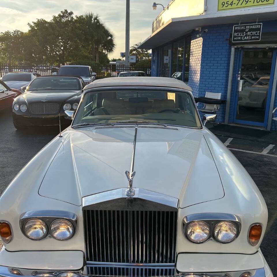 Rolls-Royce-Corniche-1980-Convertible-2