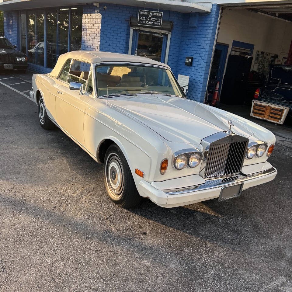 Rolls-Royce-Corniche-1980-Convertible-3