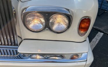 Rolls-Royce-Corniche-1980-Convertible-5