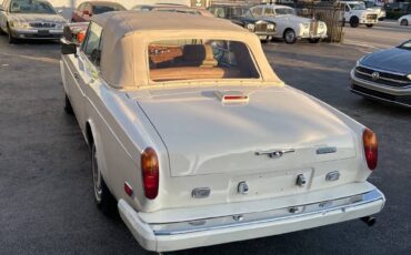 Rolls-Royce-Corniche-1980-Convertible-9
