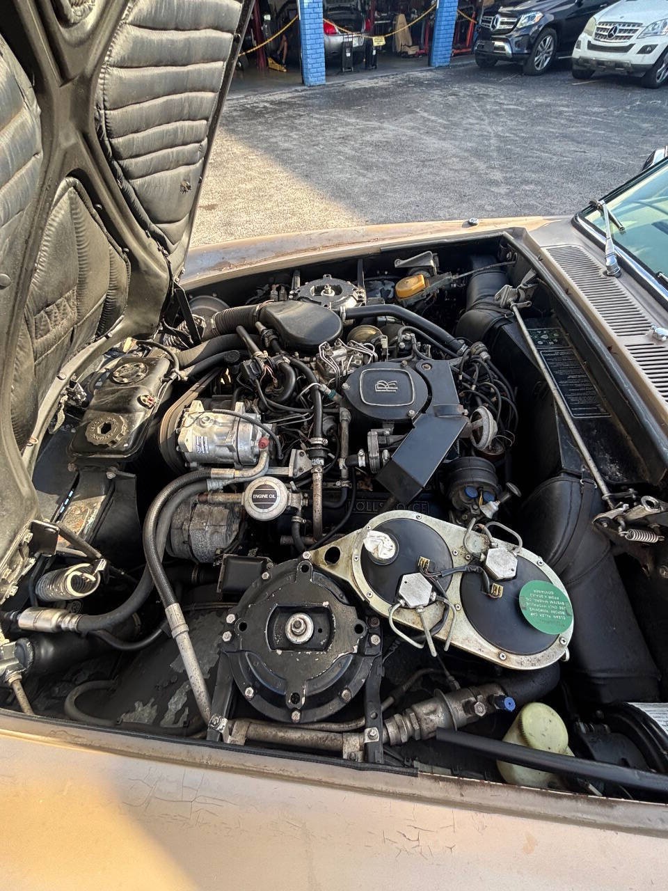 Rolls-Royce-Corniche-1981-Convertible-11