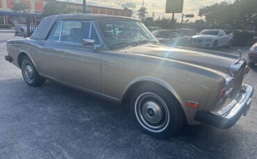 Rolls-Royce-Corniche-1981-Convertible-2