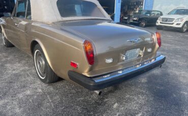 Rolls-Royce-Corniche-1981-Convertible-3