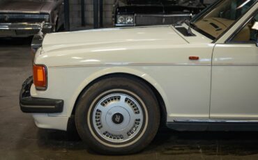 Rolls-Royce-Flying-Spur-1995-Sedan-1