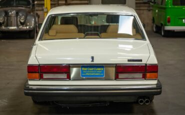 Rolls-Royce-Flying-Spur-1995-Sedan-17