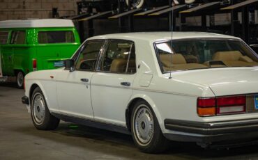 Rolls-Royce-Flying-Spur-1995-Sedan-22