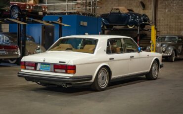 Rolls-Royce-Flying-Spur-1995-Sedan-24