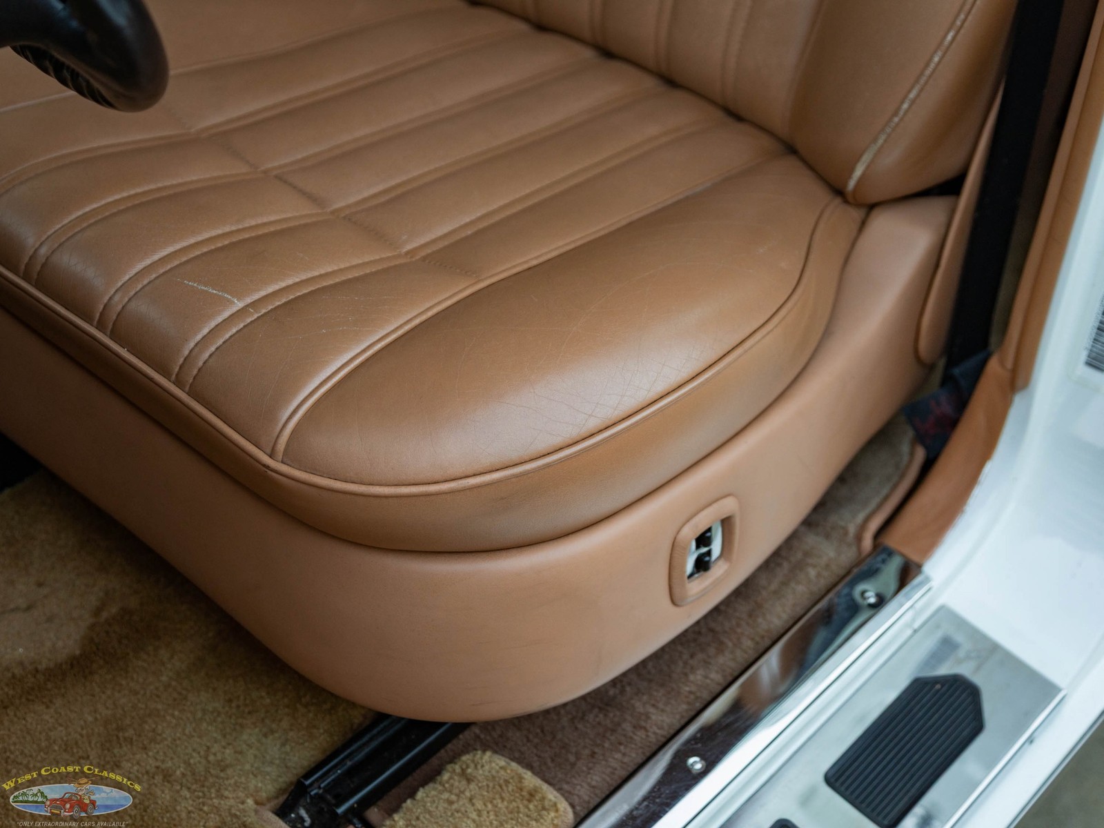 Rolls-Royce-Flying-Spur-1995-Sedan-28