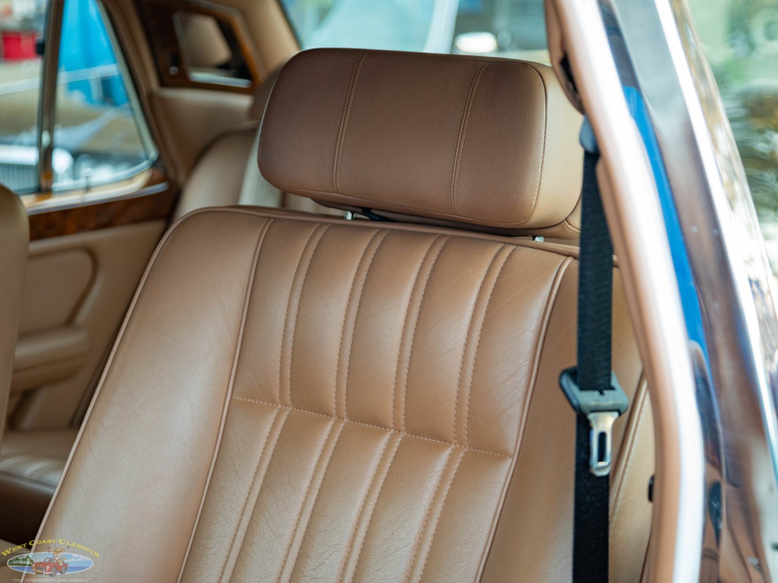 Rolls-Royce-Flying-Spur-1995-Sedan-29