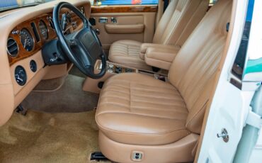 Rolls-Royce-Flying-Spur-1995-Sedan-30