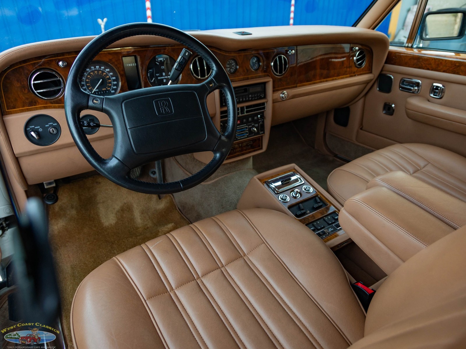 Rolls-Royce-Flying-Spur-1995-Sedan-33