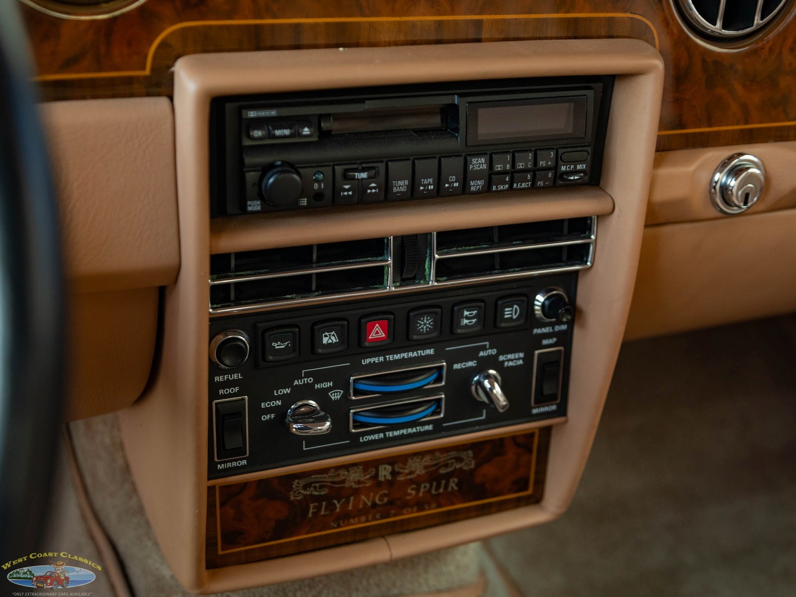 Rolls-Royce-Flying-Spur-1995-Sedan-39