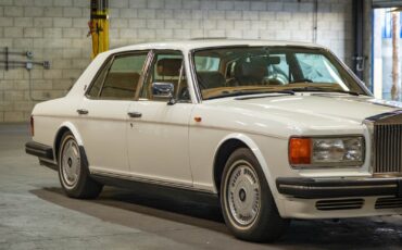 Rolls-Royce-Flying-Spur-1995-Sedan-9