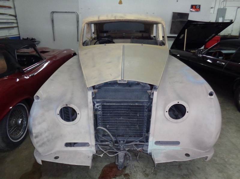 Rolls-Royce-Phantom-1961-Sedan-1