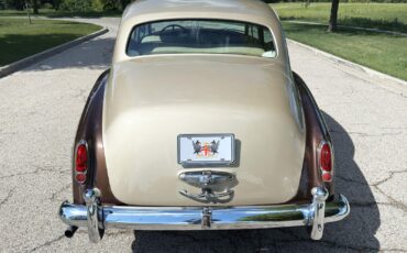 Rolls-Royce-Silver-Cloud-1959-12