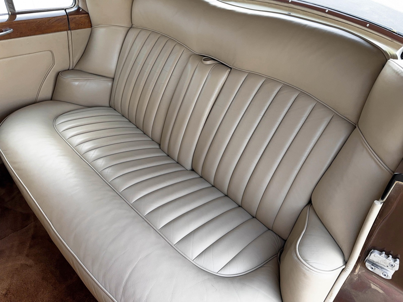 Rolls-Royce-Silver-Cloud-1959-24