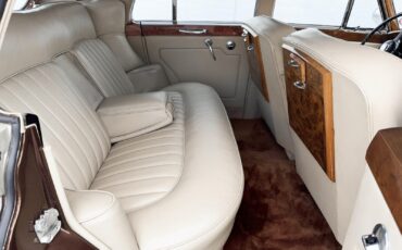 Rolls-Royce-Silver-Cloud-1959-25