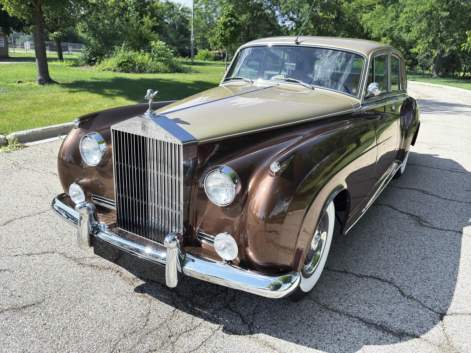 Rolls-Royce-Silver-Cloud-1959-4