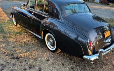 Rolls-Royce-Silver-Cloud-1961-Sedan-10