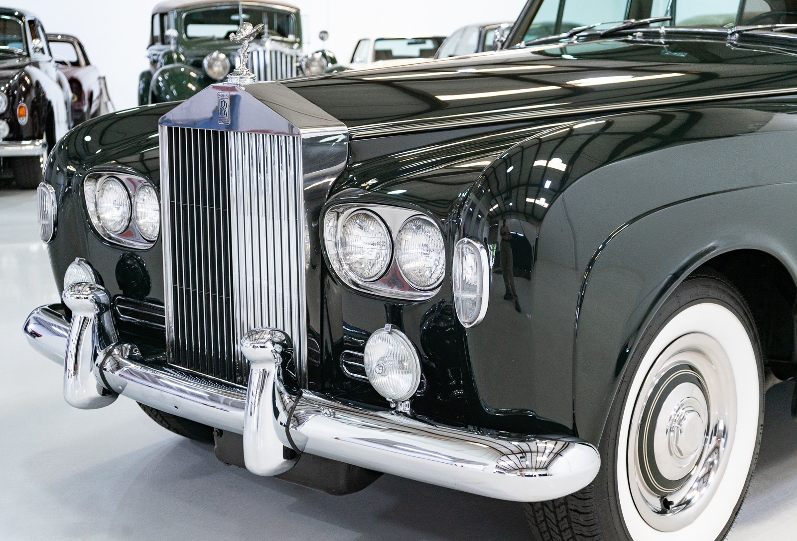 Rolls-Royce-Silver-Cloud-1963-Saloon-10
