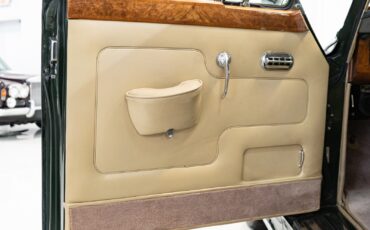 Rolls-Royce-Silver-Cloud-1963-Saloon-13