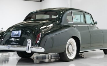 Rolls-Royce-Silver-Cloud-1963-Saloon-9
