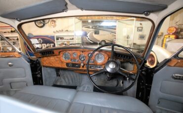 Rolls-Royce-Silver-Cloud-1964-Sedan-10