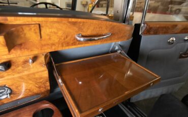 Rolls-Royce-Silver-Cloud-1964-Sedan-16