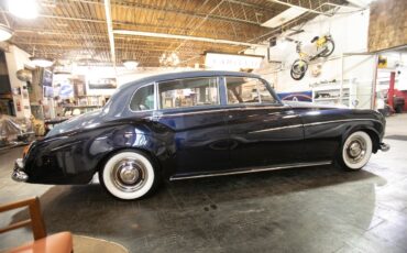 Rolls-Royce-Silver-Cloud-1964-Sedan-3