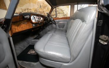 Rolls-Royce-Silver-Cloud-1964-Sedan-6