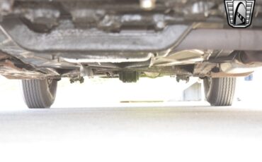 Rolls-Royce-Silver-Cloud-1965-sedan-12