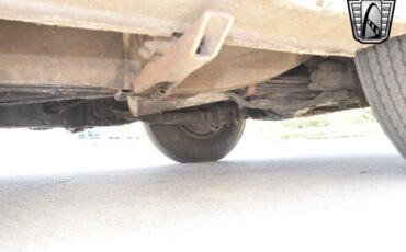 Rolls-Royce-Silver-Cloud-1965-sedan-14