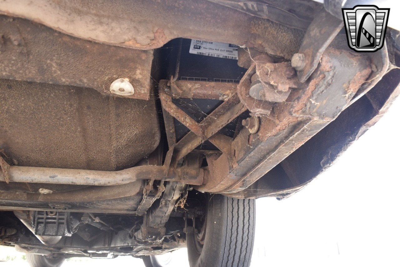 Rolls-Royce-Silver-Cloud-1965-sedan-15