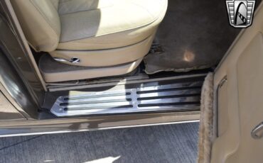 Rolls-Royce-Silver-Cloud-1965-sedan-25