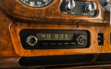 Rolls-Royce-Silver-Cloud-II-1960-Sedan-16