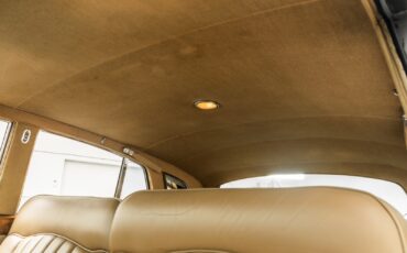 Rolls-Royce-Silver-Cloud-II-1960-Sedan-17