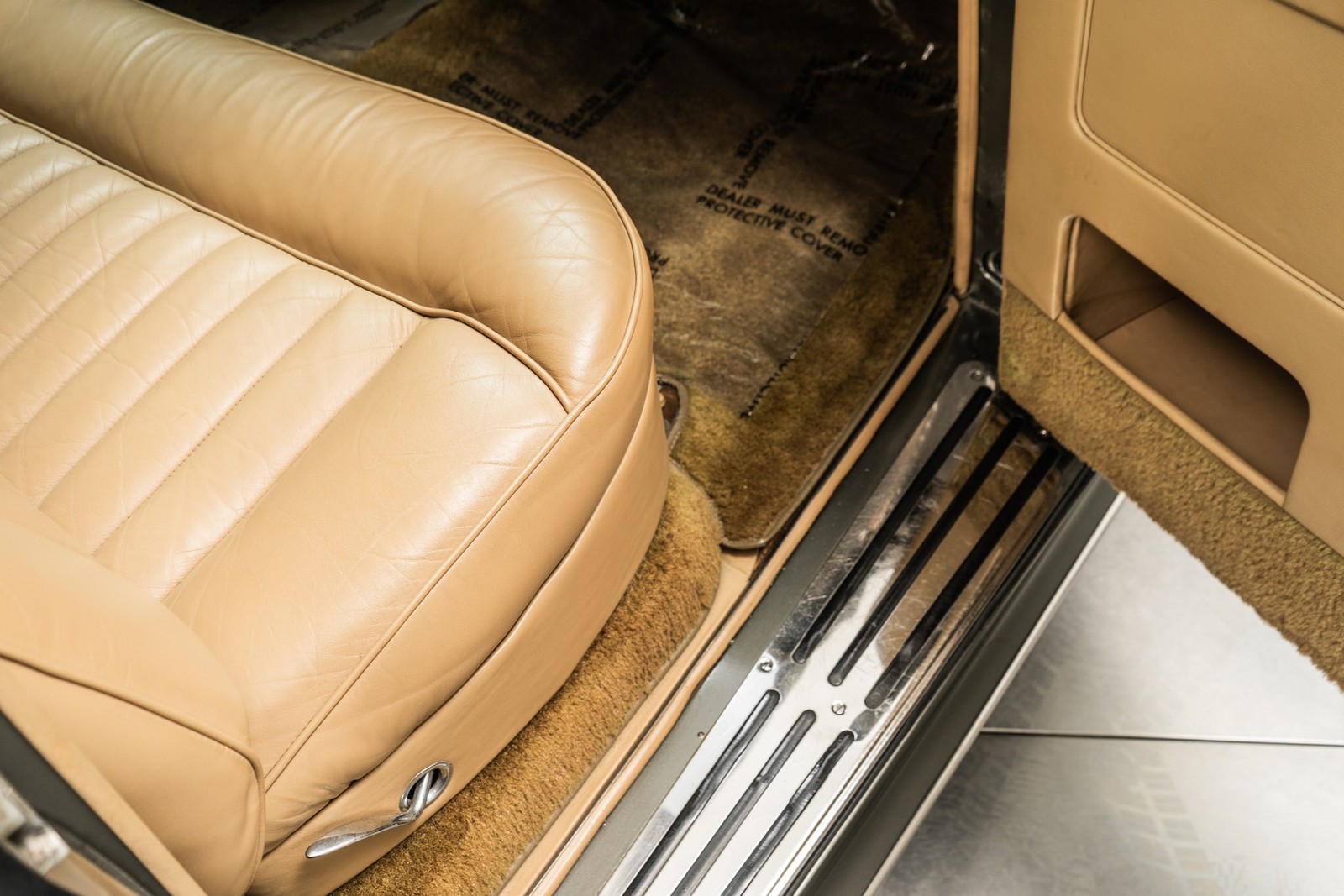 Rolls-Royce-Silver-Cloud-II-1960-Sedan-25