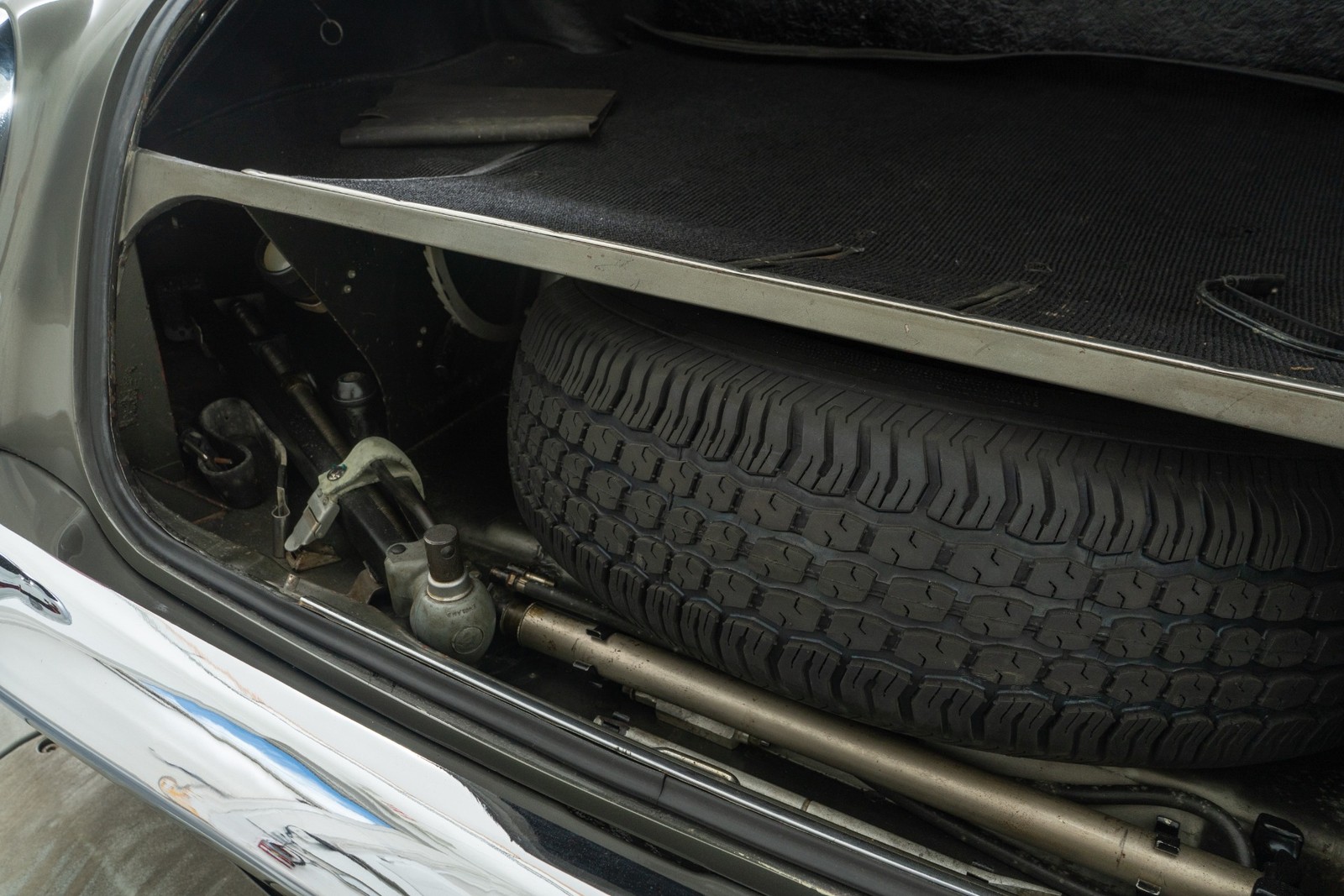 Rolls-Royce-Silver-Cloud-II-1960-Sedan-33