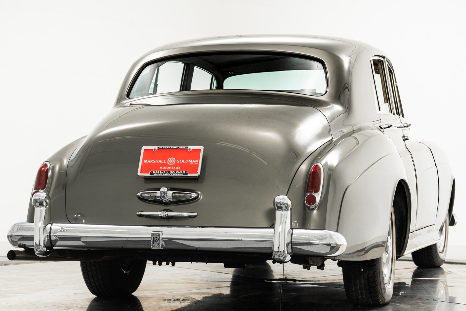 Rolls-Royce-Silver-Cloud-II-1960-Sedan-8