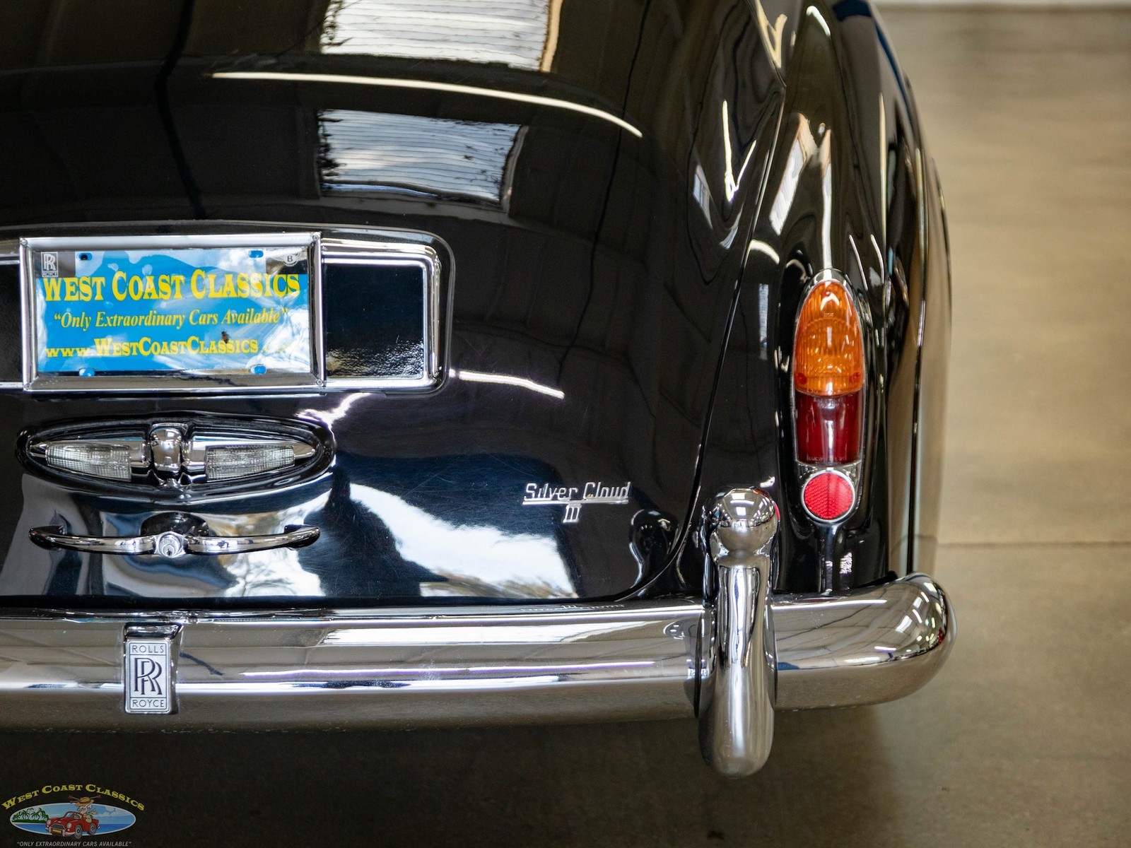 Rolls-Royce-Silver-Cloud-III-1963-4-Door-Sedan-20