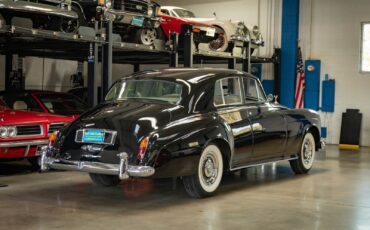 Rolls-Royce-Silver-Cloud-III-1963-4-Door-Sedan-24