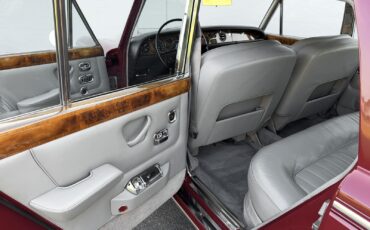 Rolls-Royce-Silver-Shadow-1969-19