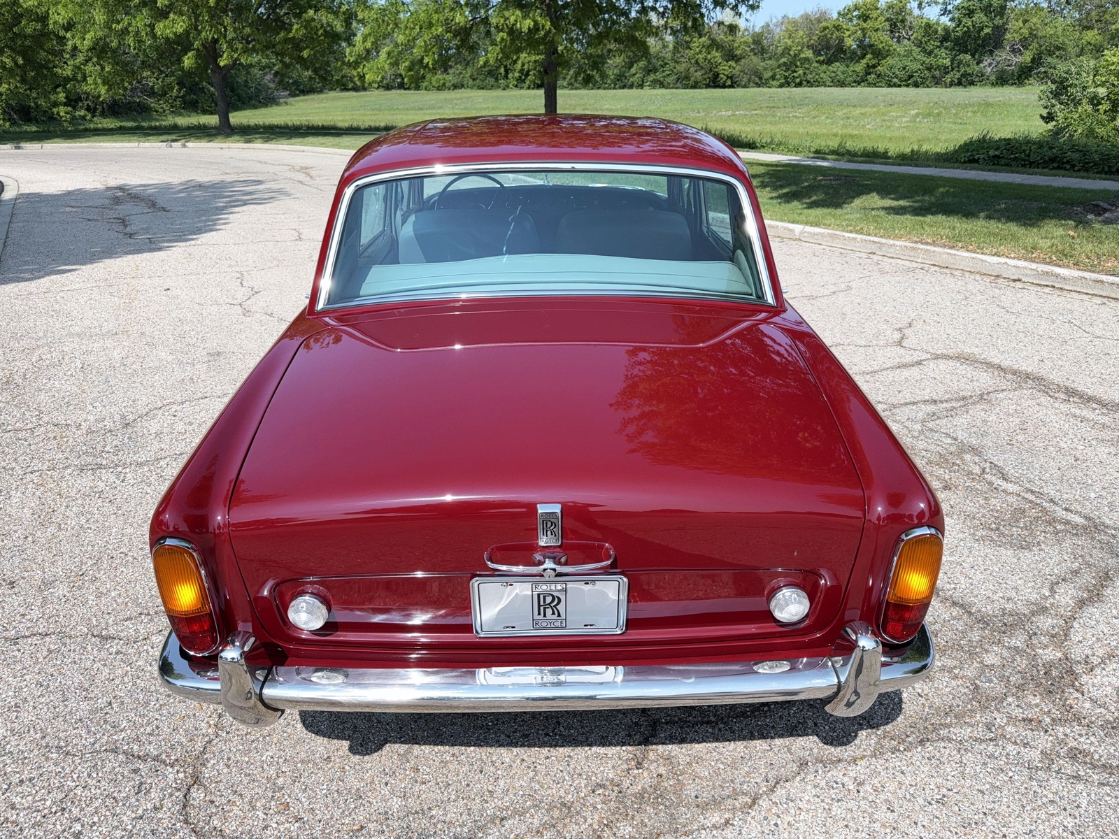 Rolls-Royce-Silver-Shadow-1969-9