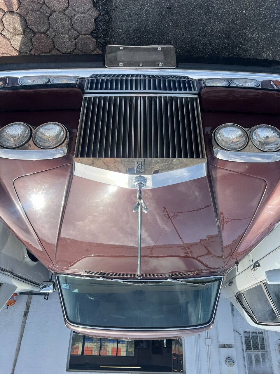 Rolls-Royce-Silver-Shadow-1980-Sedan-11