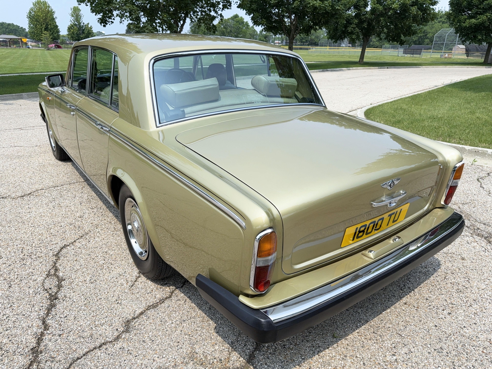 Rolls-Royce-Silver-Shadow-II-1978-12