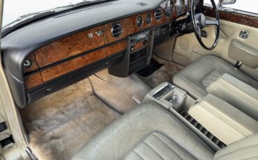 Rolls-Royce-Silver-Shadow-II-1978-25