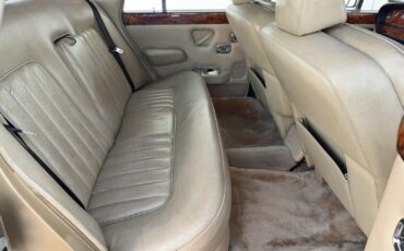 Rolls-Royce-Silver-Shadow-II-1978-32