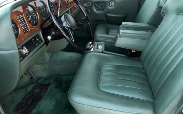 Rolls-Royce-Silver-Shadow-II-1979-13