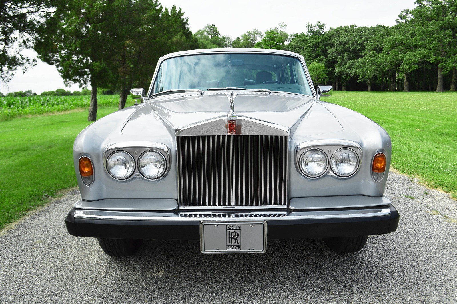 Rolls-Royce-Silver-Shadow-II-1979-2