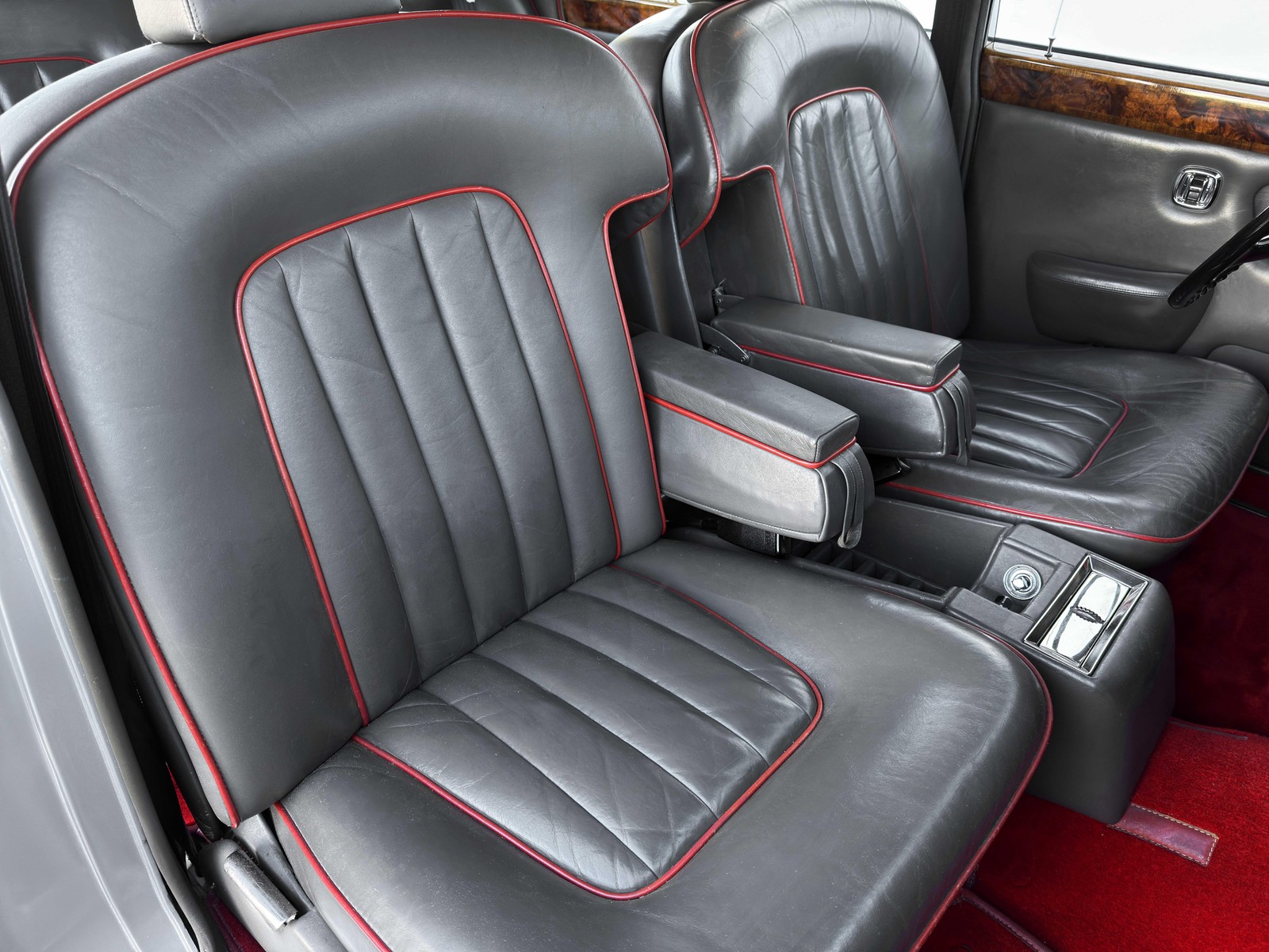 Rolls-Royce-Silver-Shadow-II-1979-27